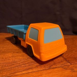 VTG 1988 Playskool small yellow & blue toy truck